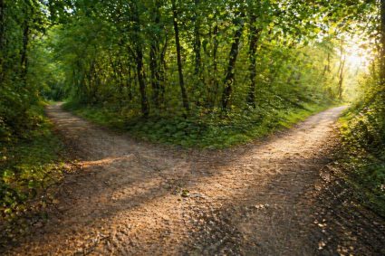 👑 EL REY VIENE PRONTO | 22.04.2026 | 🧭 Engaño y falsas señales: discernimiento por el Espíritu